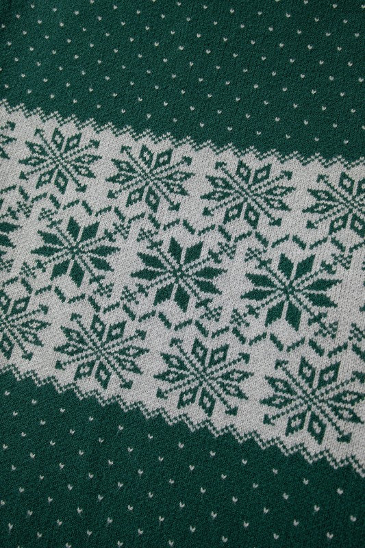 Plus Size Christmas Snowflake Crewneck Sweater